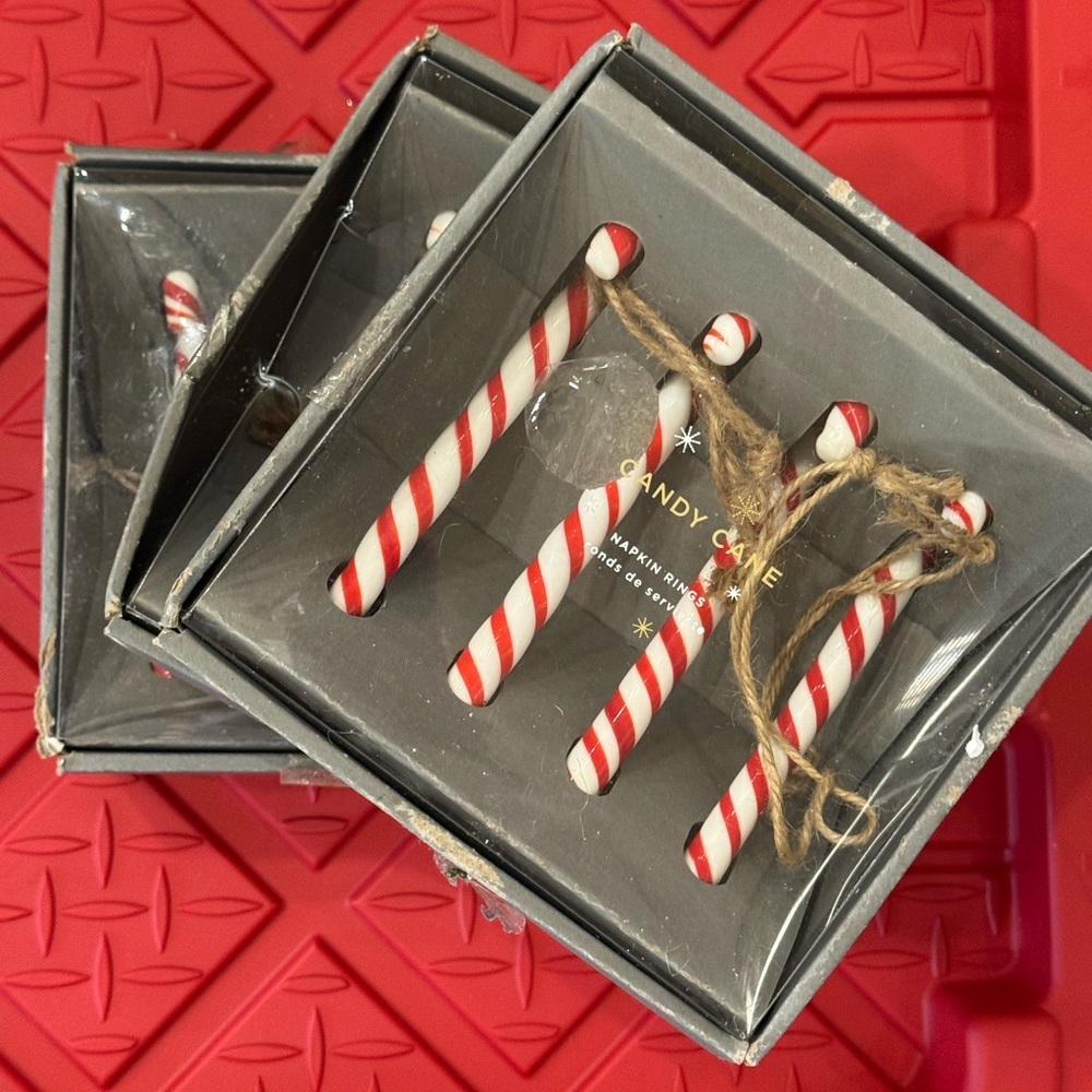Candy Cane Napkin Rings - Picture 5 of 5